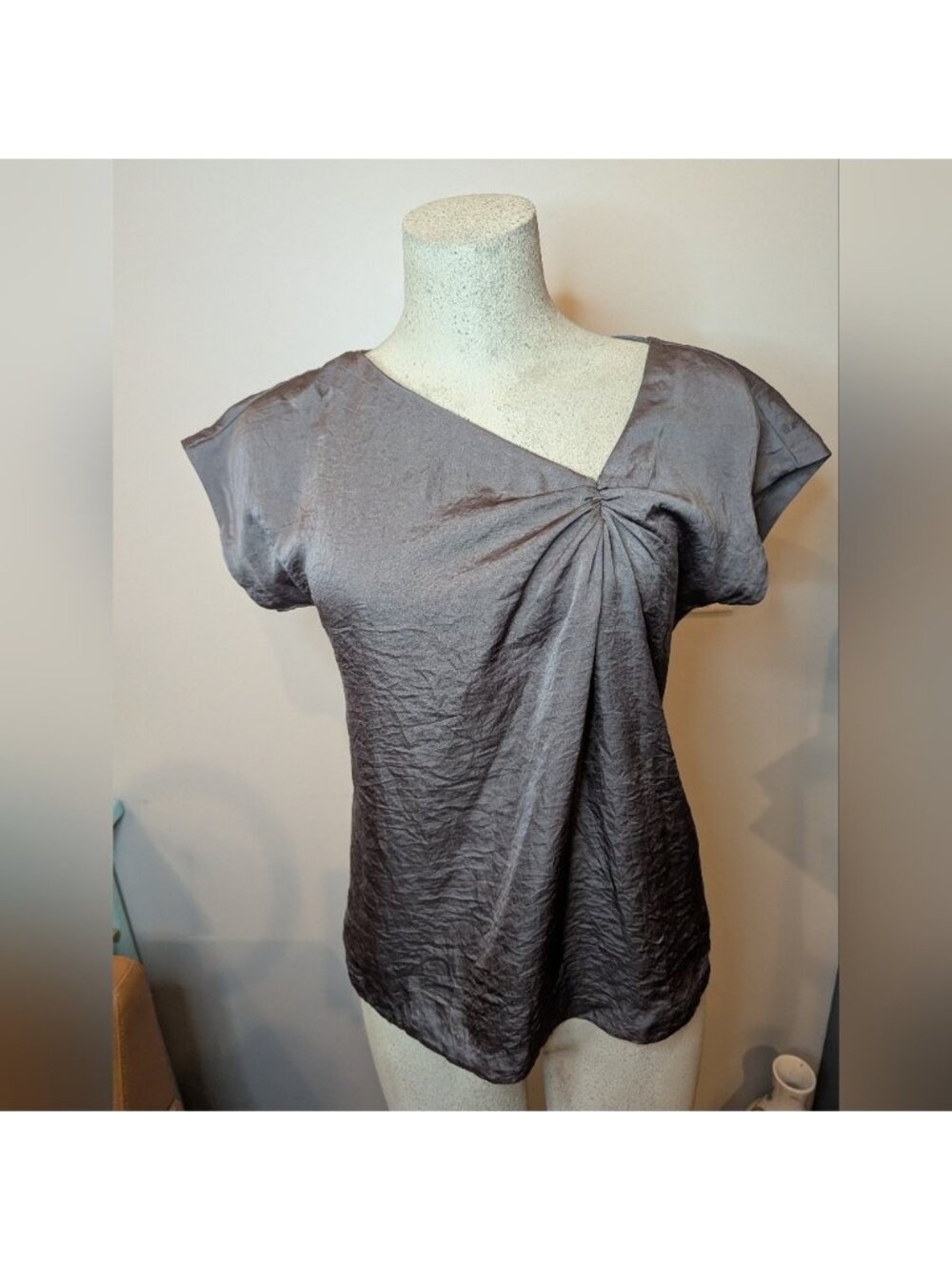 Michael Kors Asymmetrical Top Gray Short Sleeve Crinkle Polyester Size Small